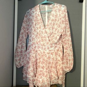 Pink and white floral romper brand new